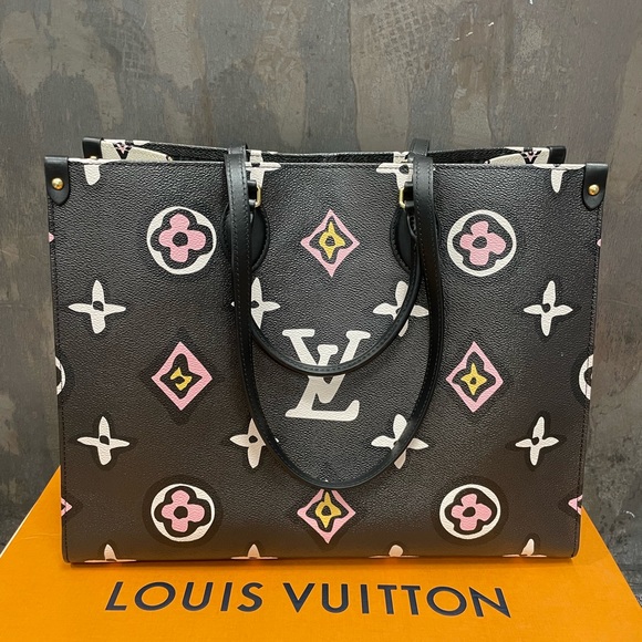 (SOLD) Louis Vuitton ONTHEGO Leather GM- Black (Proof Of Authenticity Provided) - Picture 10 of 16
